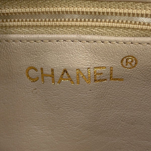 シャネル ショルダーバッグ ココマーク マトラッセ キャンバス レザー CHANEL