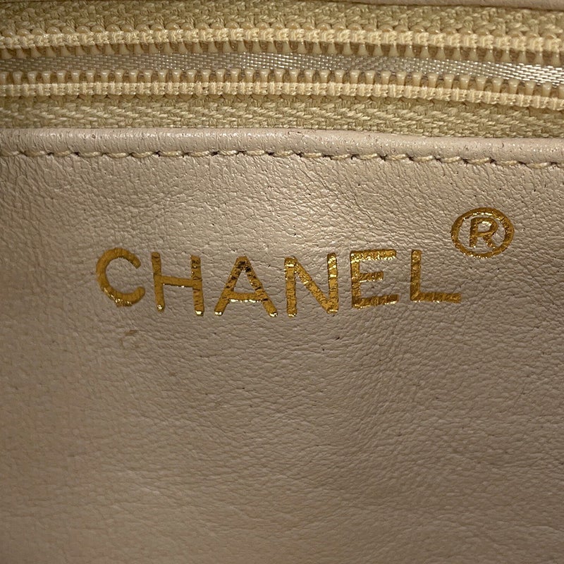 シャネル ショルダーバッグ ココマーク マトラッセ キャンバス レザー CHANEL