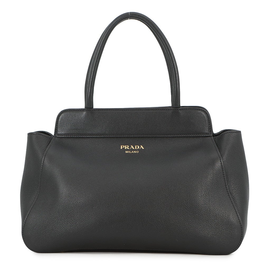 PRADA ブラック ハンドバッグ 中型 プラダ ハンドバッグ ロゴ ミディアム ソフトグレインレザー 1BG533