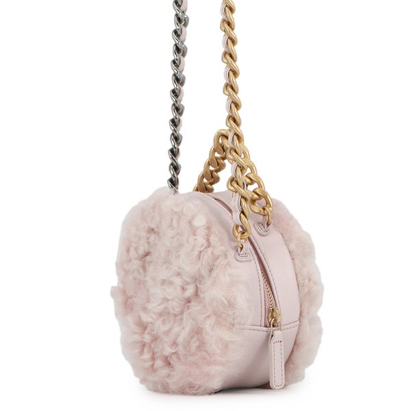 シャネル チェーンショルダーバッグ シャネル19 ココマーク ファー AP0945 CHANEL バッグ