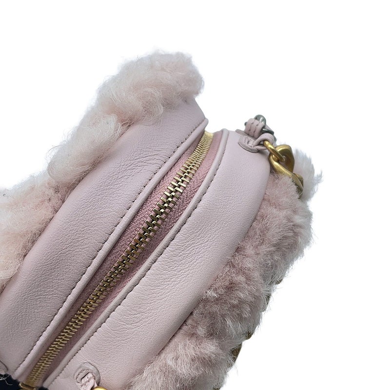 シャネル チェーンショルダーバッグ シャネル19 ココマーク ファー AP0945 CHANEL バッグ