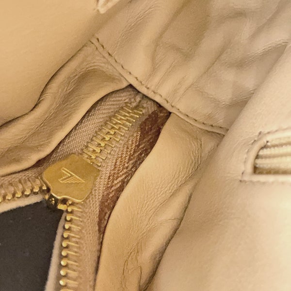 シャネル ショルダーバッグ バイアスステッチ ココマーク スエード CHANEL タッセル付き