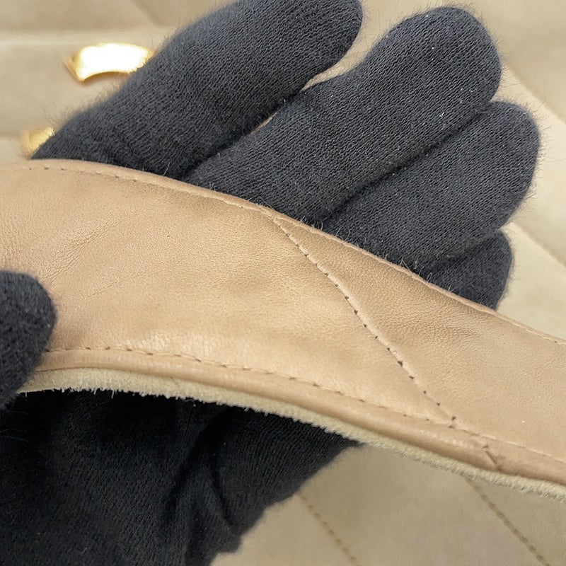 シャネル ショルダーバッグ バイアスステッチ ココマーク スエード CHANEL タッセル付き