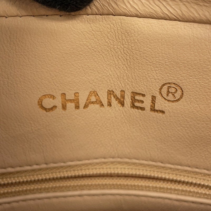 シャネル ショルダーバッグ バイアスステッチ ココマーク スエード CHANEL タッセル付き