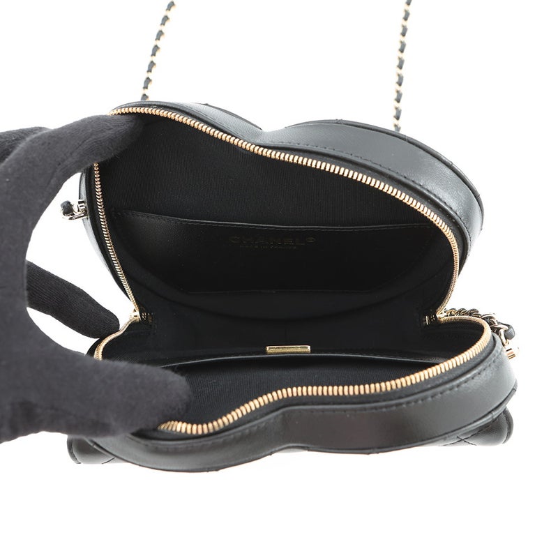 シャネル チェーンショルダーバッグ マトラッセ ハートシェイプ ラムスキン AS3191 CHANEL バッグ 黒