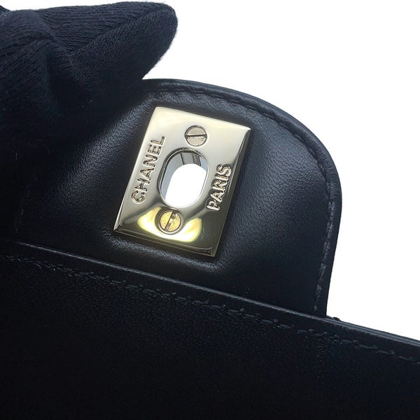 シャネル チェーンショルダーバッグ マトラッセ ハートシェイプ ラムスキン AS3191 CHANEL バッグ 黒