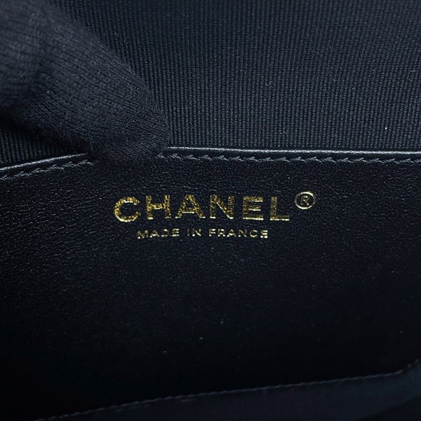 シャネル チェーンショルダーバッグ マトラッセ ハートシェイプ ラムスキン AS3191 CHANEL バッグ 黒