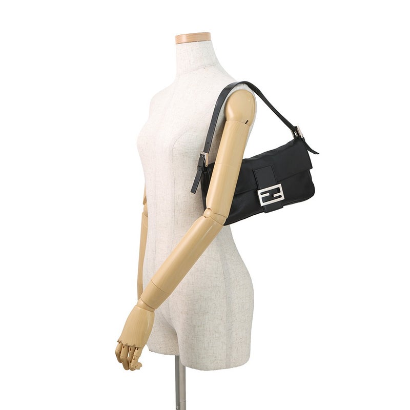 フェンディ ハンドバッグ マンマバケット レザー 26424 FENDI ワンショルダー 黒