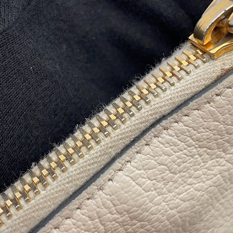 ミュウミュウ チェーンショルダーバッグ ロゴ レザー MIUMIU