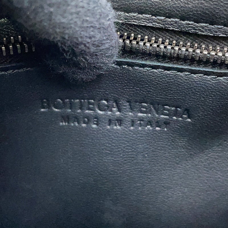 ボッテガヴェネタ ショルダーバッグ マキシイントレチャート カセット ラムスキン 578004 BOTTEGA VENETA 黒