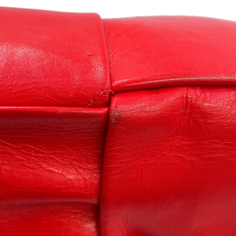 ボッテガヴェネタ ショルダーバッグ マキシイントレチャート カセット レザー BOTTEGA VENETA