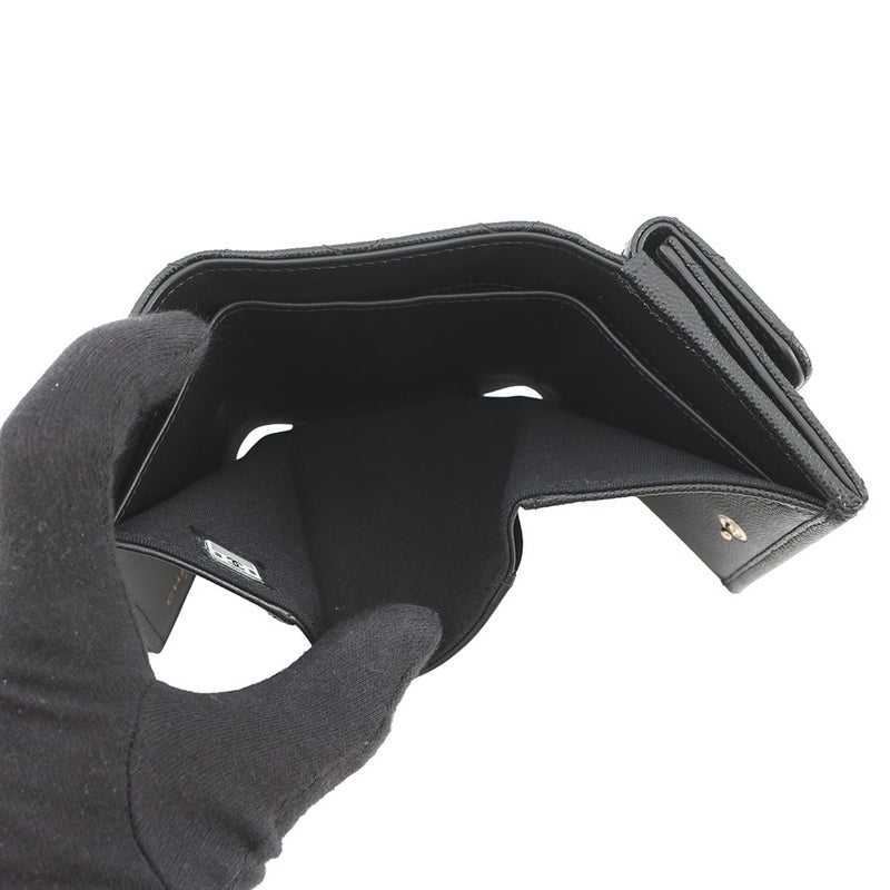 シャネル 三つ折り財布 マトラッセ ココマーク スモールフラップ キャビアスキン AP4319 CHANEL 黒