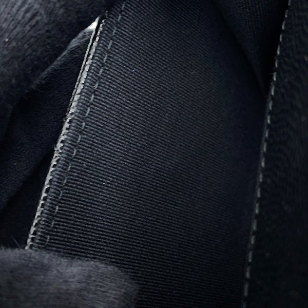 シャネル 三つ折り財布 マトラッセ ココマーク スモールフラップ キャビアスキン AP4319 CHANEL 黒