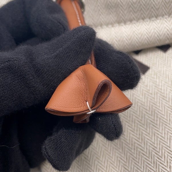 エルメス ショルダーバッグ サック アリーヌMM エクリュ/フォーヴ/シルバー金具 トワルシェブロン/バレニア W刻印