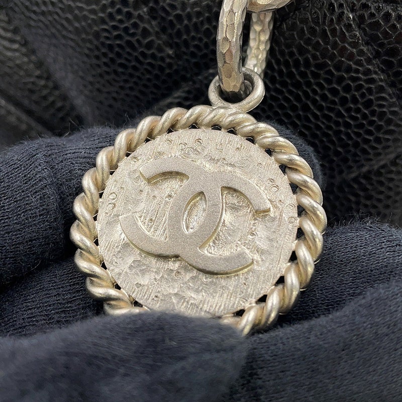 シャネル トートバッグ ココマーク マトラッセ 復刻トート キャビアスキン A01804 CHANEL 黒