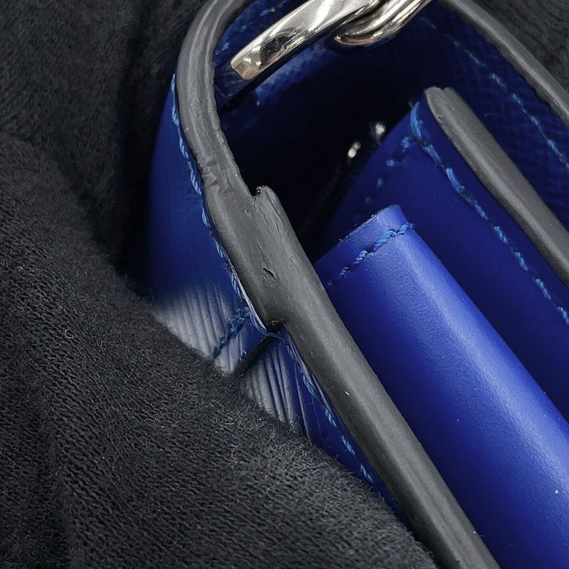 ルイヴィトン チェーンウォレット エピ ポルトフォイユ・ツイスト チェーン M62215 LOUIS VUITTON 財布