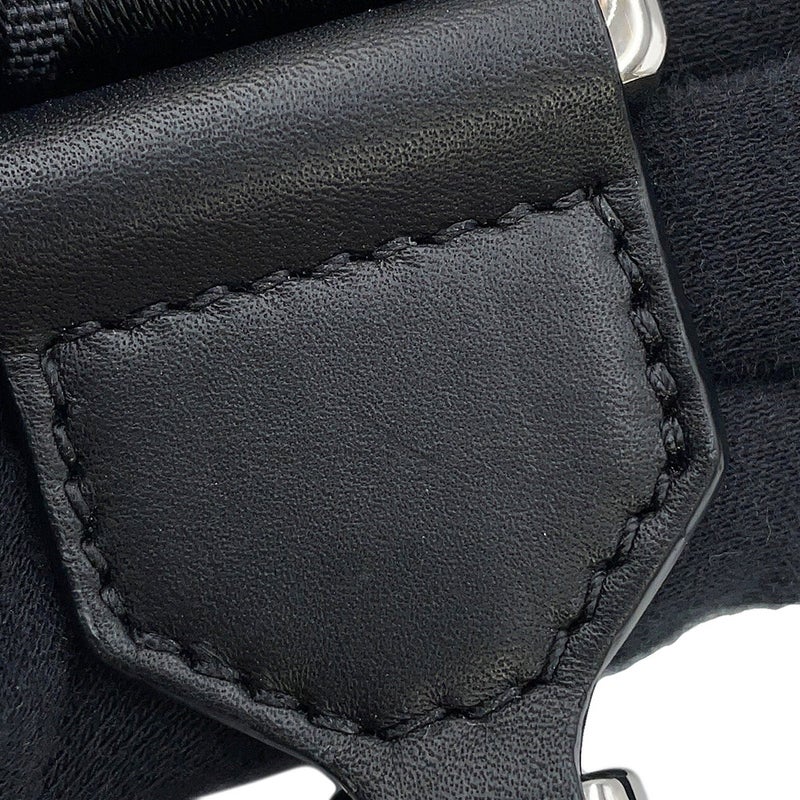 ロエベ ショルダーバッグ クロスボディ カメラバッグ ミニ サテンカーフレザー C565R41X05 LOEWE 黒