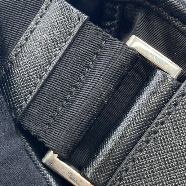 プラダ ショルダーバッグ メッセンジャーバッグ ナイロン 2VD166 PRADA 黒