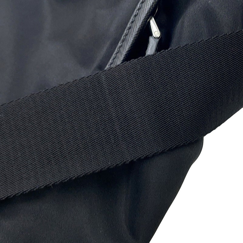 プラダ ショルダーバッグ メッセンジャーバッグ ナイロン 2VD166 PRADA 黒