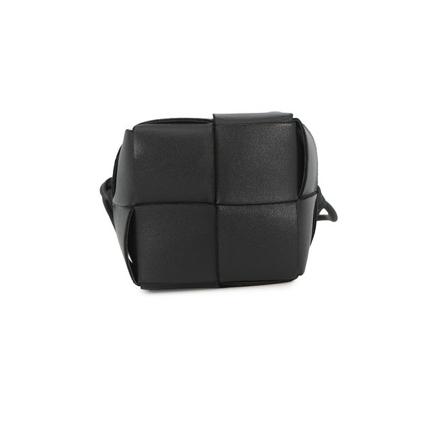 ボッテガヴェネタ ショルダーバッグ イントレチャート ミニ カセット バケット ラムスキン 680217 BOTTEGA VENETA 黒