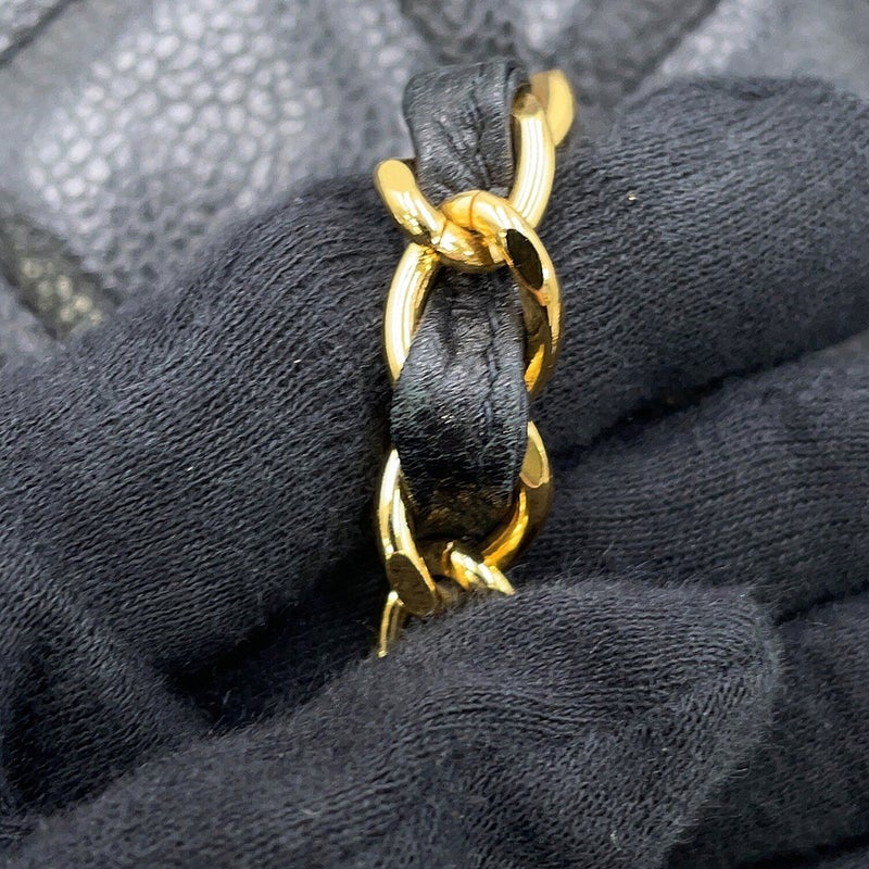 シャネル チェーンショルダーバッグ マトラッセ ココマーク キャビアスキン CHANEL 黒