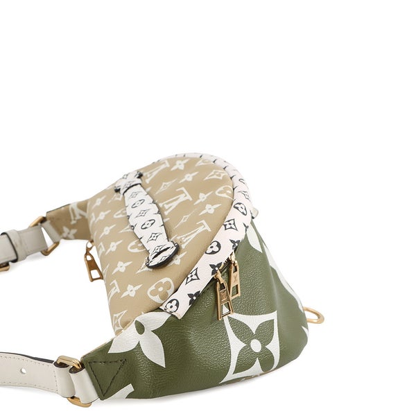 ルイヴィトン ボディバッグ モノグラム・ジャイアント バムバッグ M44611 LOUIS VUITTON ヴィトン バッグ ウエストポーチ