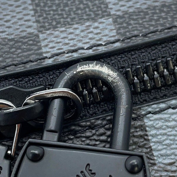 ルイヴィトン ショルダーバッグ ダモフラージュ・ブラック ミニ・ソフトトランク M14922 LOUIS VUITTON ヴィトン 黒 ブラック