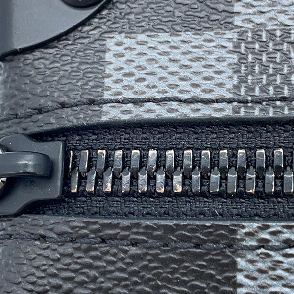 ルイヴィトン ショルダーバッグ ダモフラージュ・ブラック ミニ・ソフトトランク M14922 LOUIS VUITTON ヴィトン 黒 ブラック