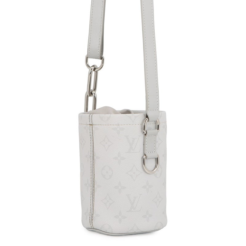 ルイヴィトン ショルダーバッグ ホワイトモノグラム チョーク・ナノバッグ M44631 LOUIS VUITTON