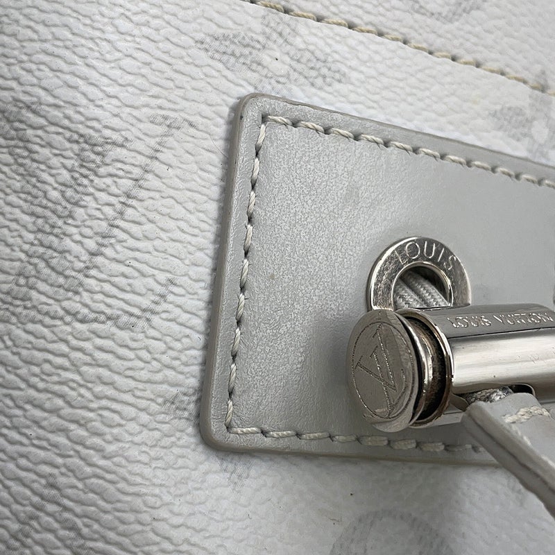 ルイヴィトン ショルダーバッグ ホワイトモノグラム チョーク・ナノバッグ M44631 LOUIS VUITTON