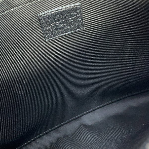 ルイヴィトン クラッチバッグ モノグラム・シャドウ ポシェット・トゥ・ゴー M81570 LOUIS VUITTON ブラック 黒