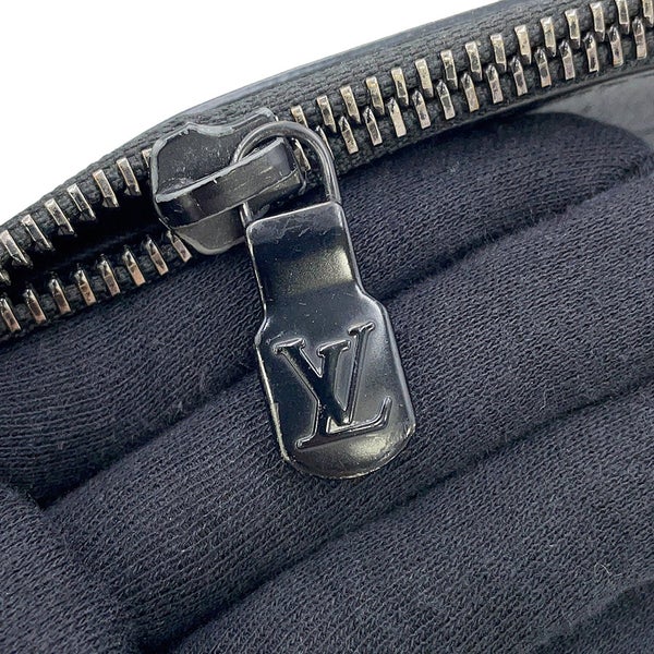 ルイヴィトン クラッチバッグ モノグラム・シャドウ ポシェット・トゥ・ゴー M81570 LOUIS VUITTON ブラック 黒