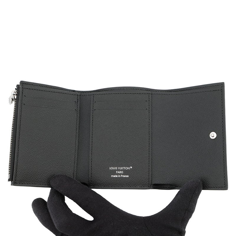 ルイヴィトン 三つ折り財布 モノグラム・エクリプス ヴィクター・ウォレット M12598 ヴィトン ブラック 黒