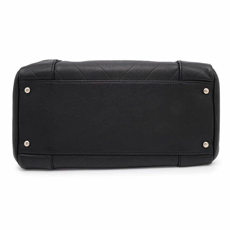 シャネル ハンドバッグ  ココマーク シェブロン A30899 CHANEL バッグ Vステッチ ミニボストンバッグ 黒