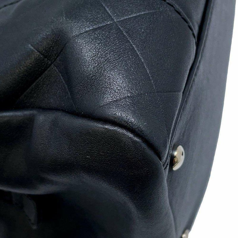 シャネル ハンドバッグ  ココマーク シェブロン A30899 CHANEL バッグ Vステッチ ミニボストンバッグ 黒