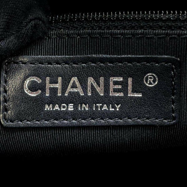 シャネル ハンドバッグ  ココマーク シェブロン A30899 CHANEL バッグ Vステッチ ミニボストンバッグ 黒