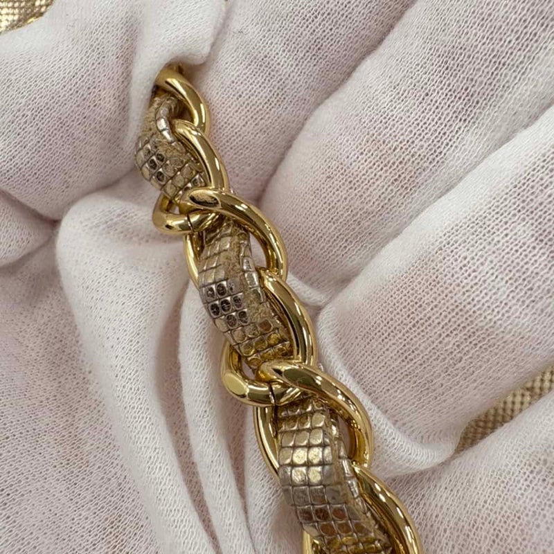 シャネル チェーンショルダーバッグ ミニ マトラッセ 20 ココマーク レザー A69900 CHANEL フラップ バッグ