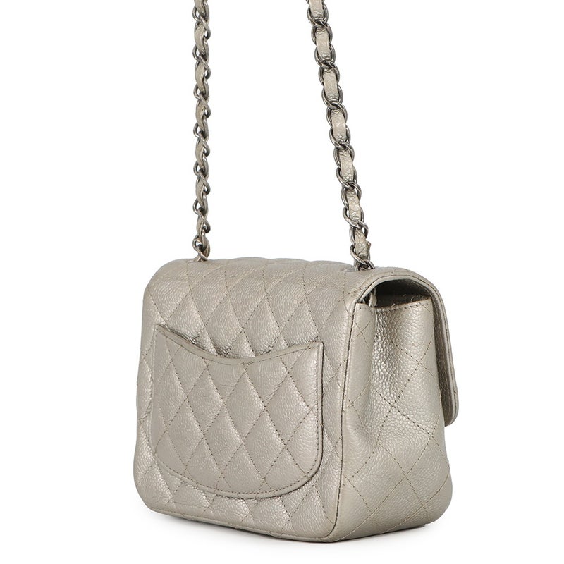 シャネル チェーンショルダーバッグ ミニマトラッセ ココマーク キャビアスキン A35200 CHANEL