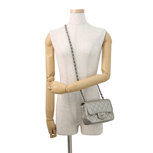 シャネル チェーンショルダーバッグ ミニマトラッセ ココマーク キャビアスキン A35200 CHANEL