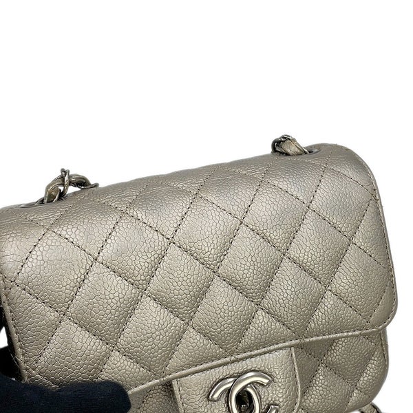 シャネル チェーンショルダーバッグ ミニマトラッセ ココマーク キャビアスキン A35200 CHANEL