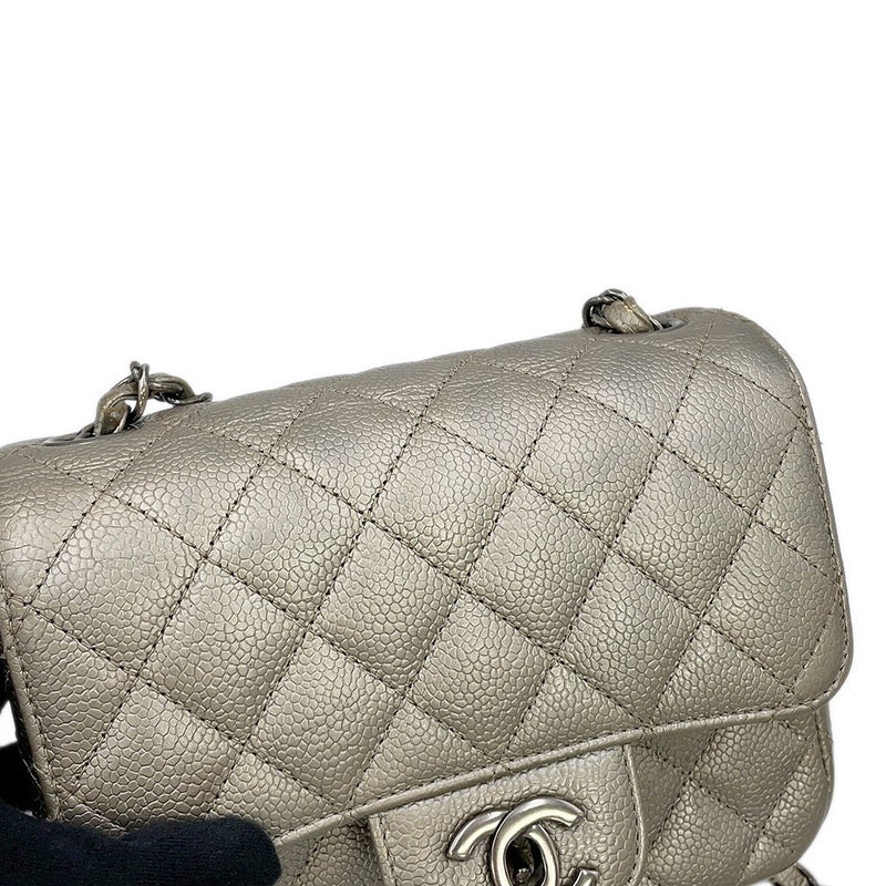 シャネル チェーンショルダーバッグ ミニマトラッセ ココマーク キャビアスキン A35200 CHANEL