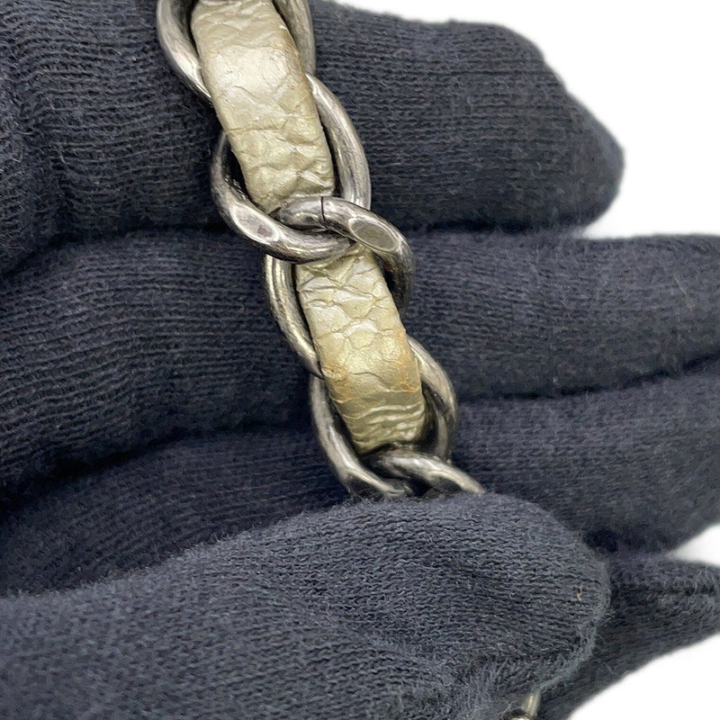 シャネル チェーンショルダーバッグ ミニマトラッセ ココマーク キャビアスキン A35200 CHANEL