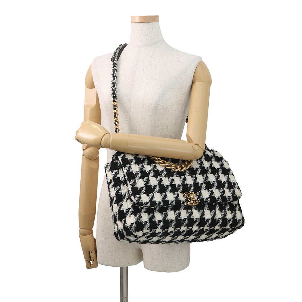 シャネル チェーンショルダーバッグ CHANEL19 ディズヌフ マキシ ツイード AS1162 CHANEL 2way 白 黒 シャネル チェーンショルダーバッグ CHANEL19 ディズヌフ マキシ