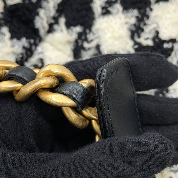 シャネル チェーンショルダーバッグ CHANEL19 ディズヌフ マキシ ツイード AS1162 CHANEL 2way 白 黒