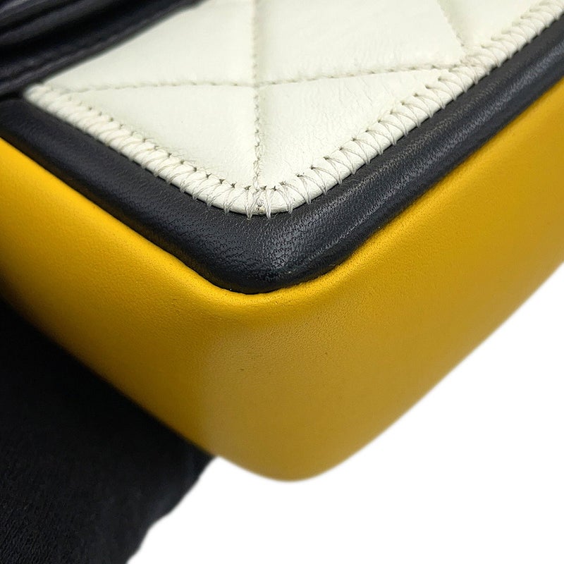 シャネル チェーンショルダーバッグ マトラッセ ココマーク クルーズライン ラムスキン A92207 CHANEL