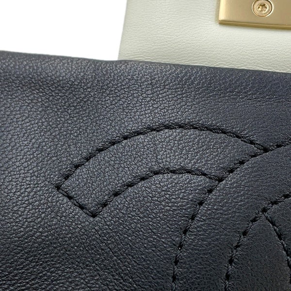 シャネル チェーンショルダーバッグ マトラッセ ココマーク クルーズライン ラムスキン A92207 CHANEL