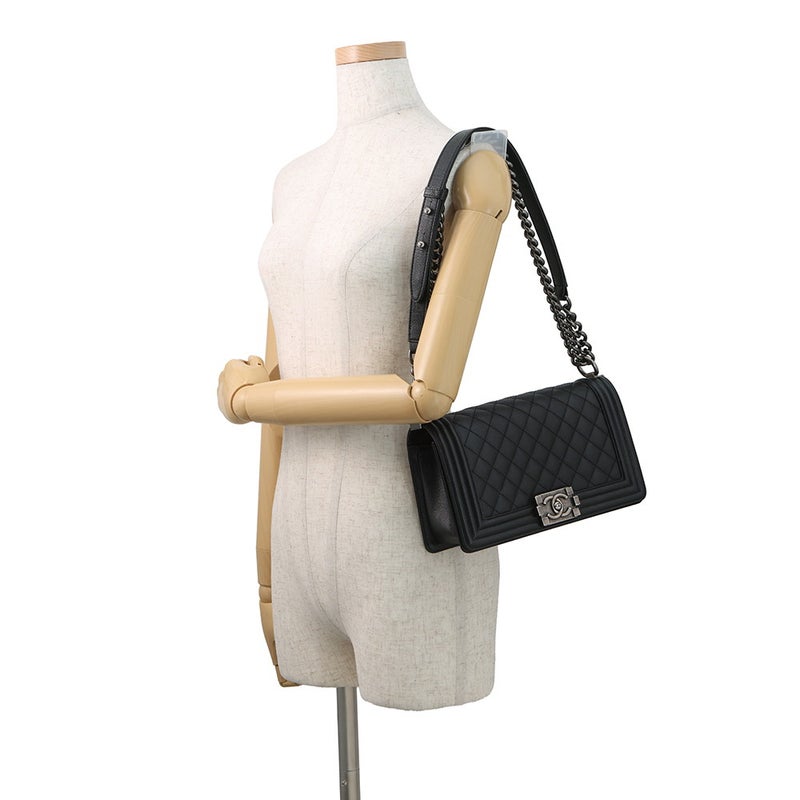 シャネル チェーンショルダーバッグ マトラッセ ココマーク ボーイシャネル キャビアスキン A67086 CHANEL 黒