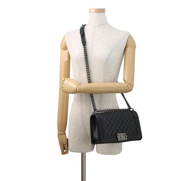 シャネル チェーンショルダーバッグ マトラッセ ココマーク ボーイシャネル キャビアスキン A67086 CHANEL 黒