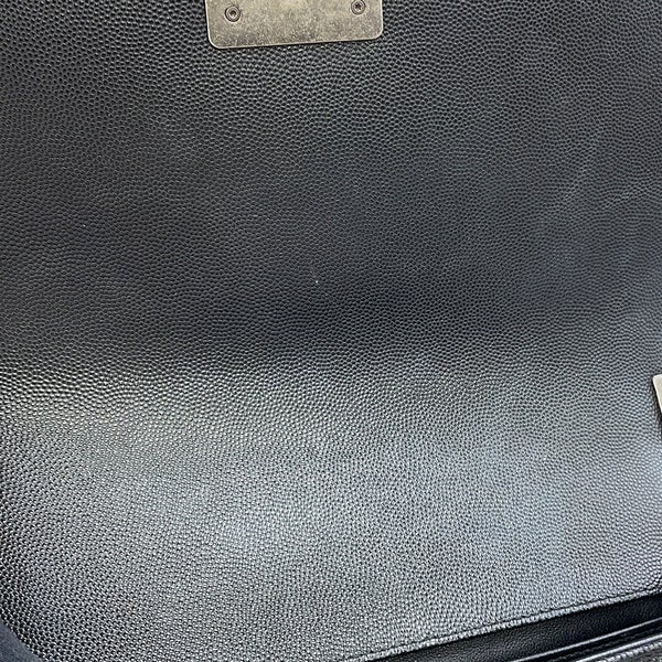 シャネル チェーンショルダーバッグ マトラッセ ココマーク ボーイシャネル キャビアスキン A67086 CHANEL 黒