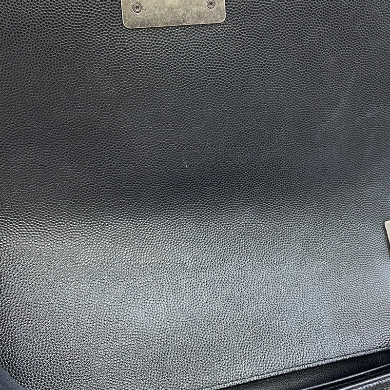 シャネル チェーンショルダーバッグ マトラッセ ココマーク ボーイシャネル キャビアスキン A67086 CHANEL 黒